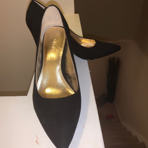 Pumps - Picture 2 of 2